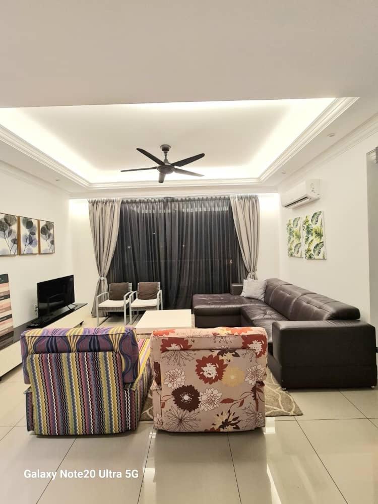 איפוה Aiera Homestay @ Meru Casa Kayangan מראה חיצוני תמונה