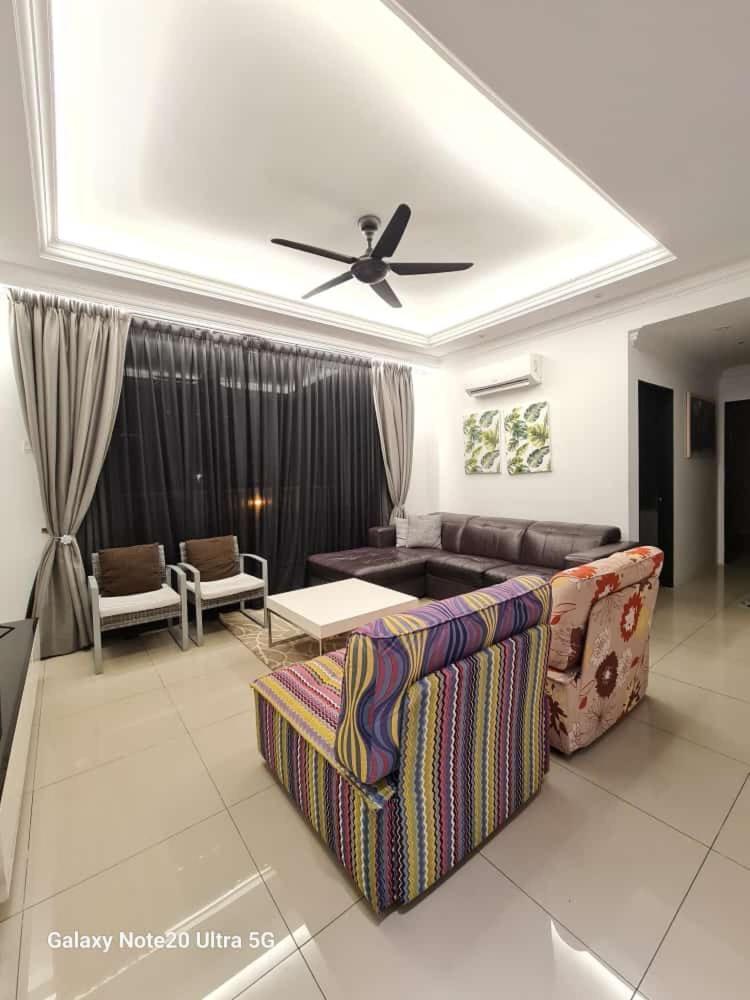איפוה Aiera Homestay @ Meru Casa Kayangan מראה חיצוני תמונה